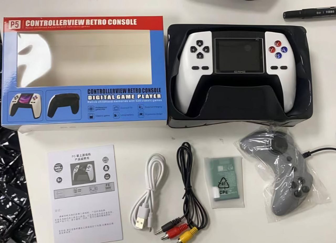 جهاز ألعاب P5 Retro Console مع 520 لعبة